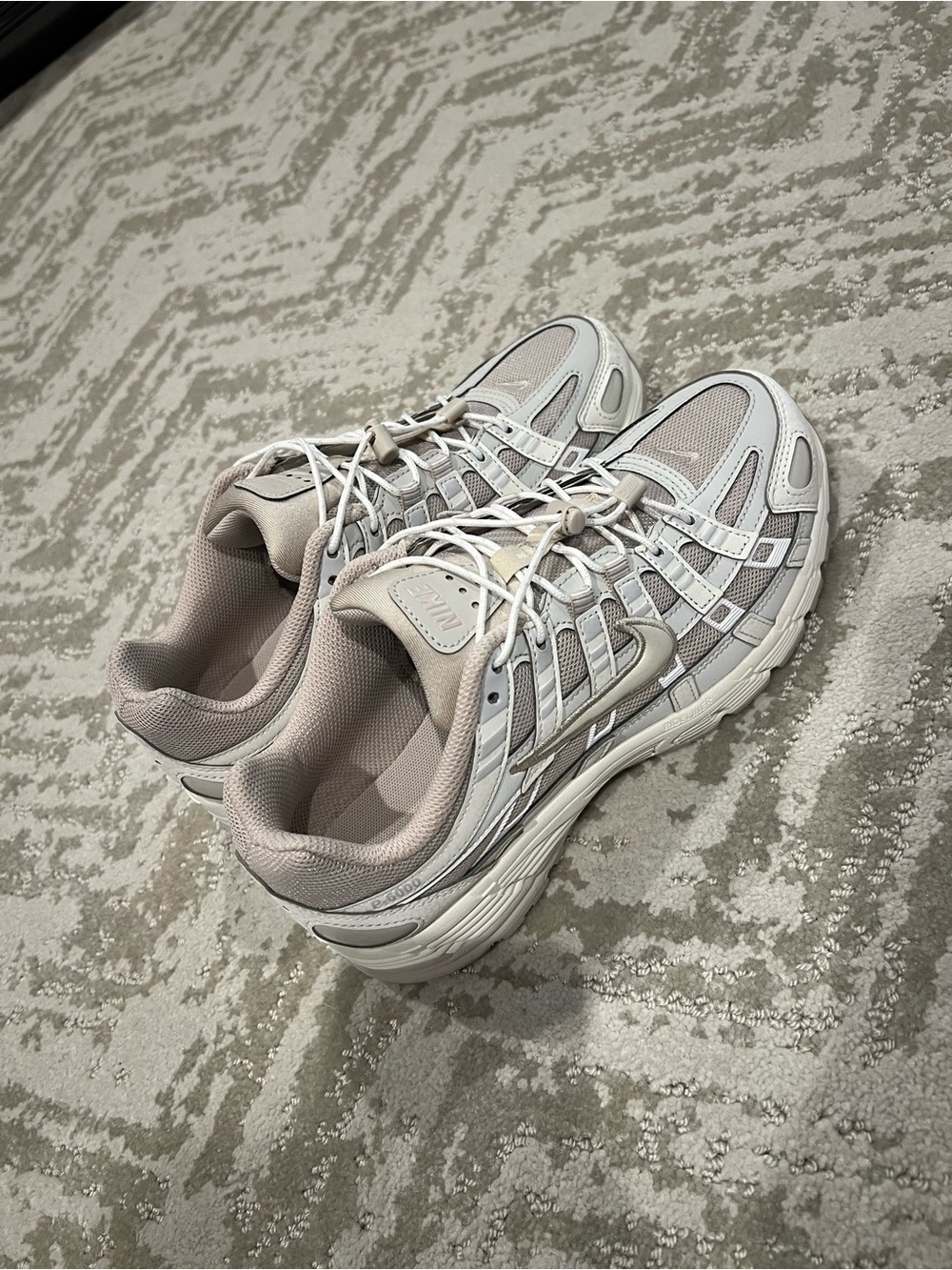 Nike p6000